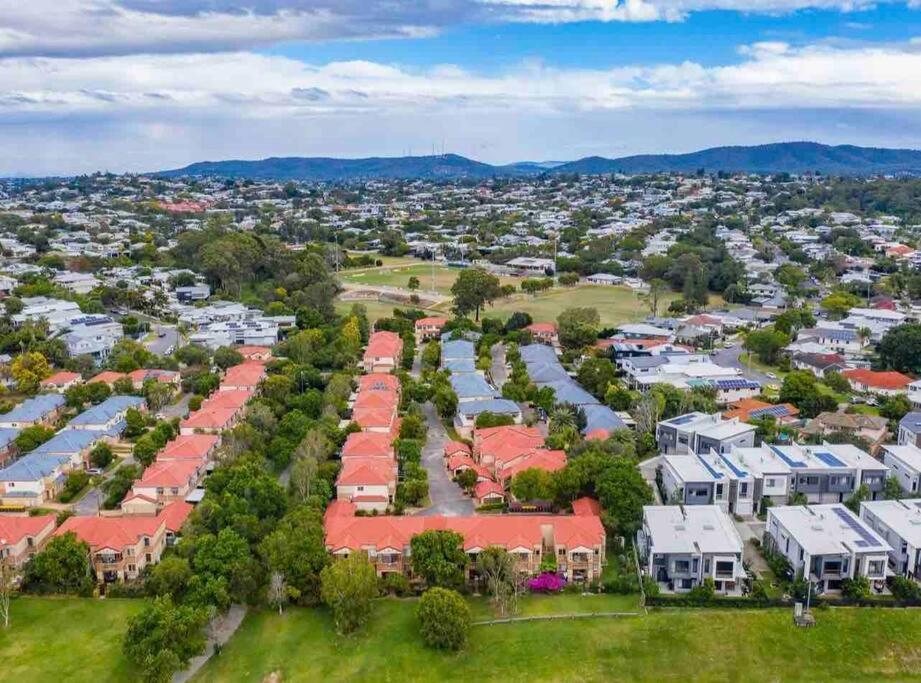 On The Brook - Private 2 Bed + Loft And Pool Lägenhet Brisbane Exteriör bild